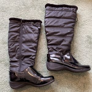 BASS Mara Black Winter Snow Boots - size 9M